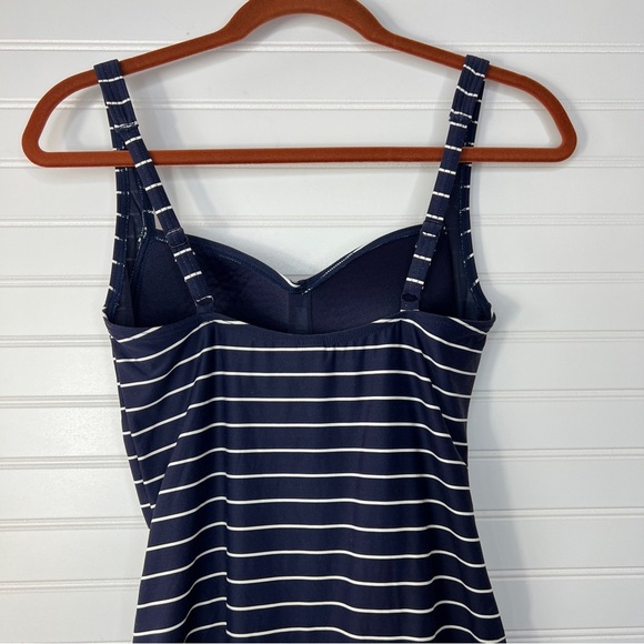 Bond Eye Nip Tuck Sorrento Stripe One Piece Size 8 Women’s Swimsuit - Picture 7 of 9